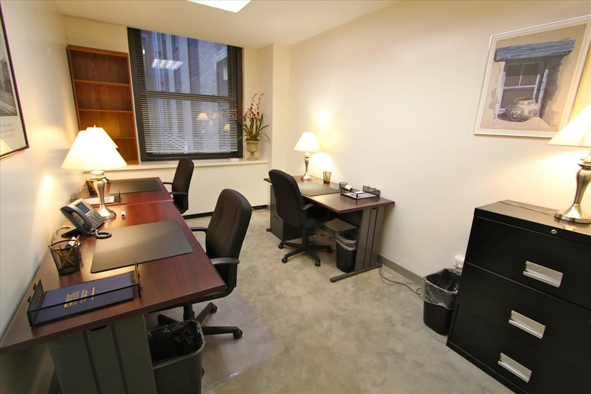 GrayBar Building, 420 Lexington Ave, Grand Central, Midtown East Office for Rent in Manhattan