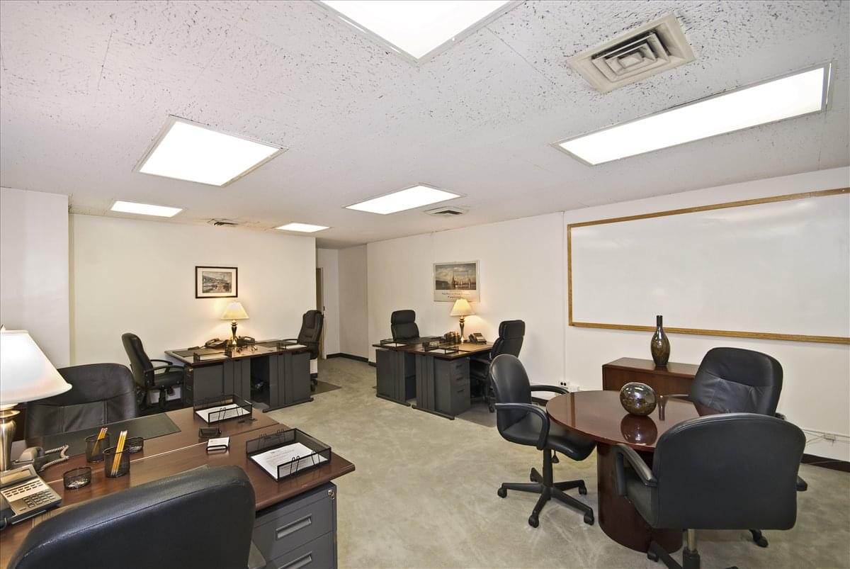 Picture of GrayBar Building, 420 Lexington Ave, Grand Central, Midtown East Office Space available in Manhattan