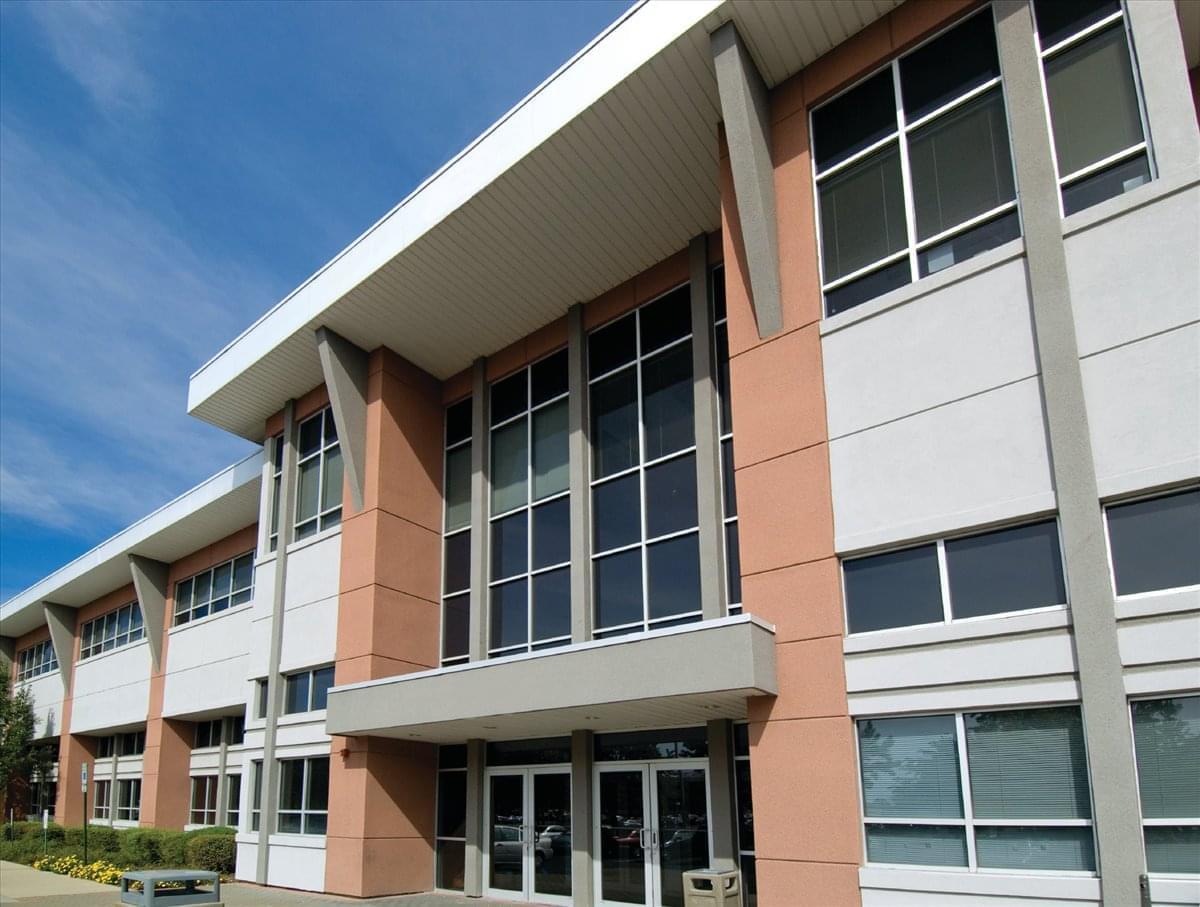Totus Business Center available for companies in Melville