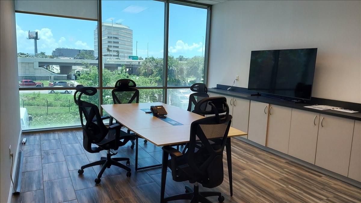 Picture of Centennial Bank Building, 3902 Henderson Blvd Office Space available in Tampa