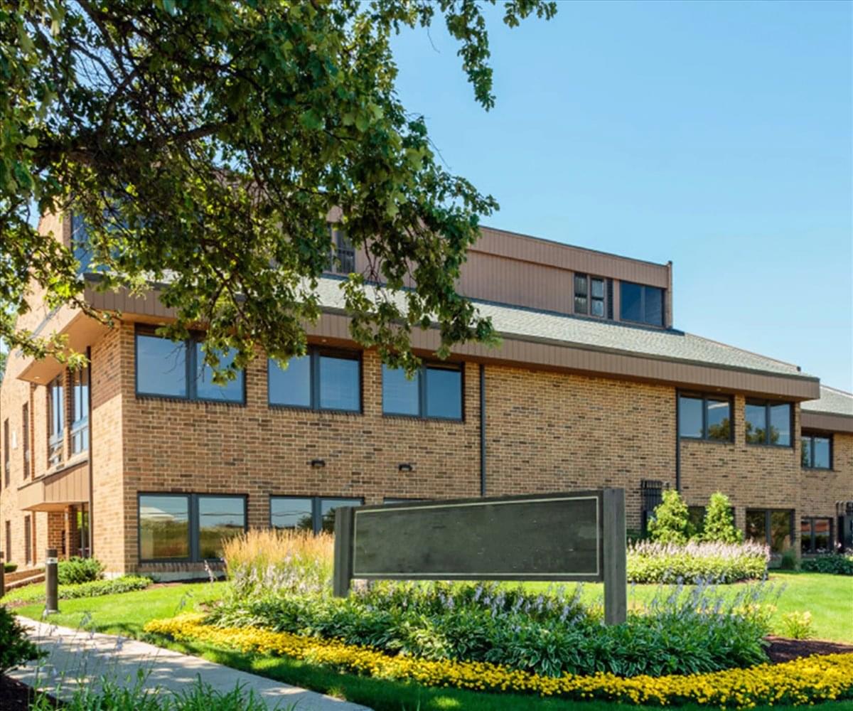 2100 Manchester Rd available for companies in Wheaton