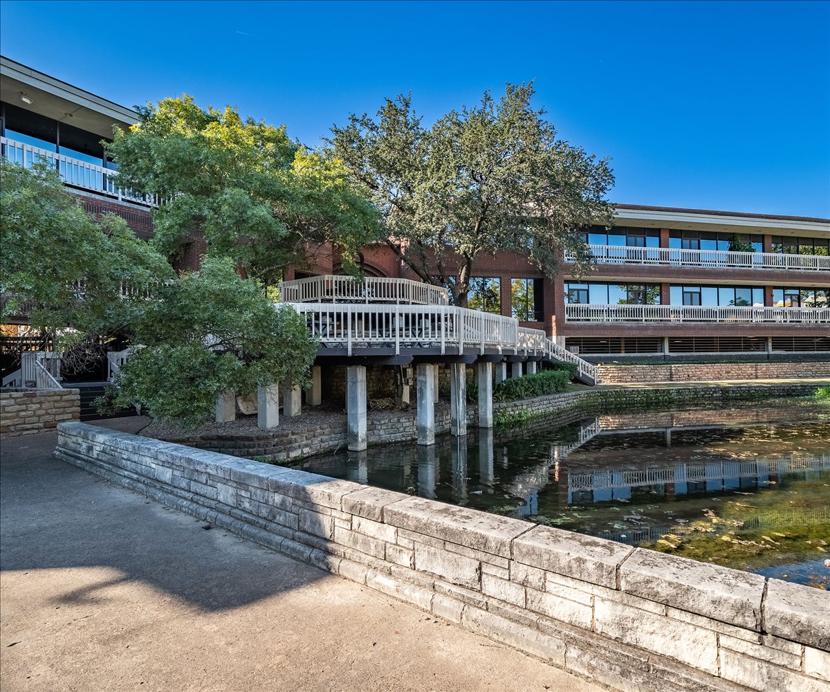 Photo of Office Space on Waterview Office Center, 9535 Forest Lane, Lake Highlands Dallas