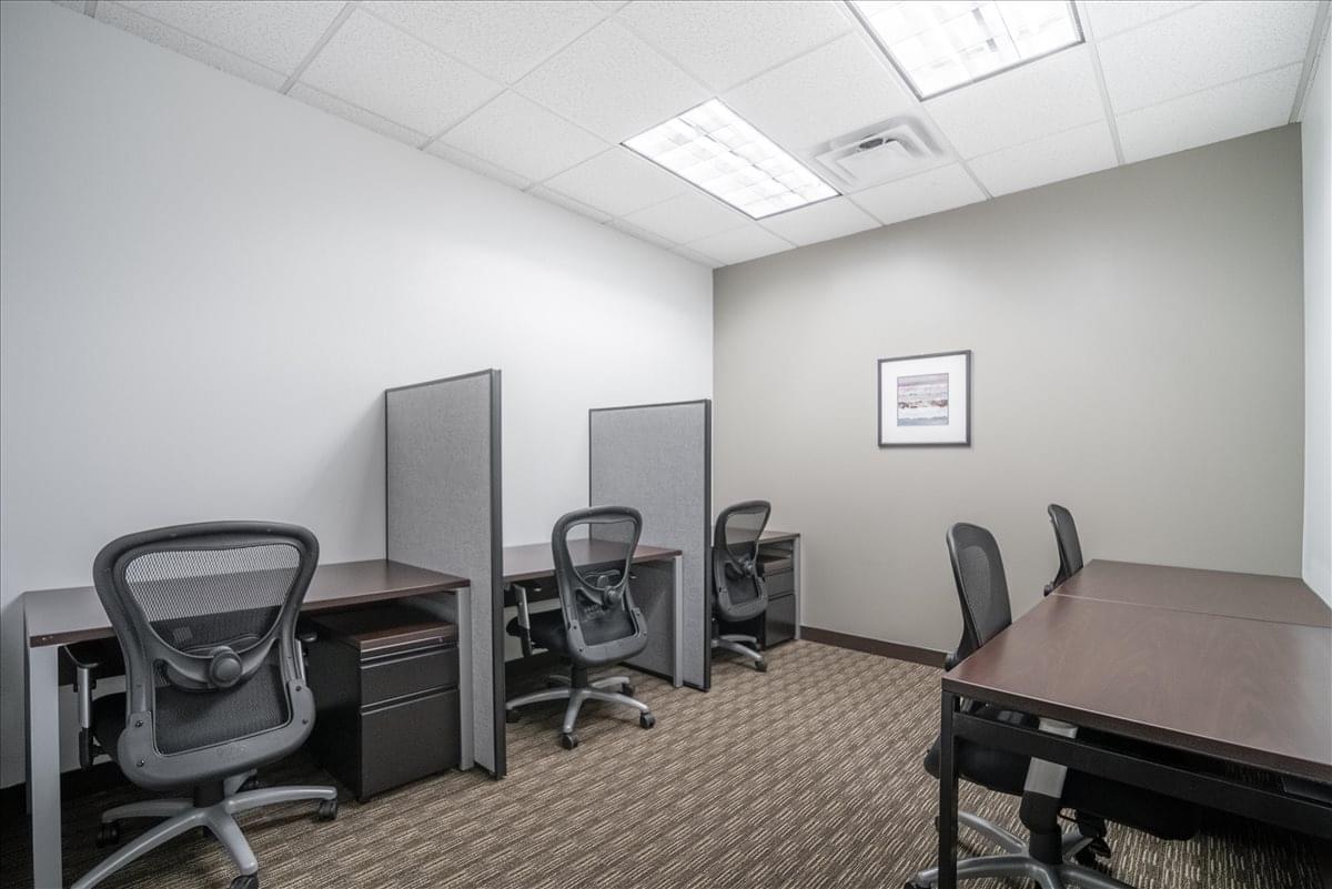 Union Hills Office Plaza, 2550 W Union Hills Dr, Deer Valley Office for Rent in Phoenix