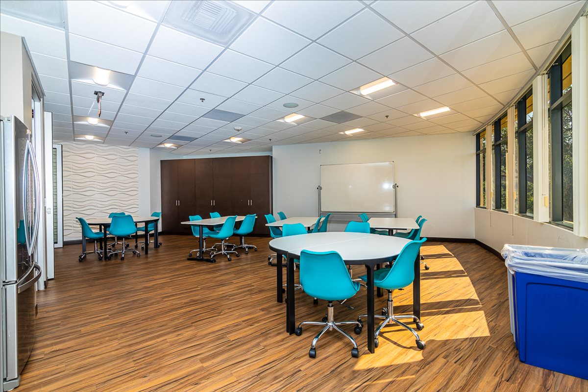 5857 Owens Ave Office Space - Carlsbad