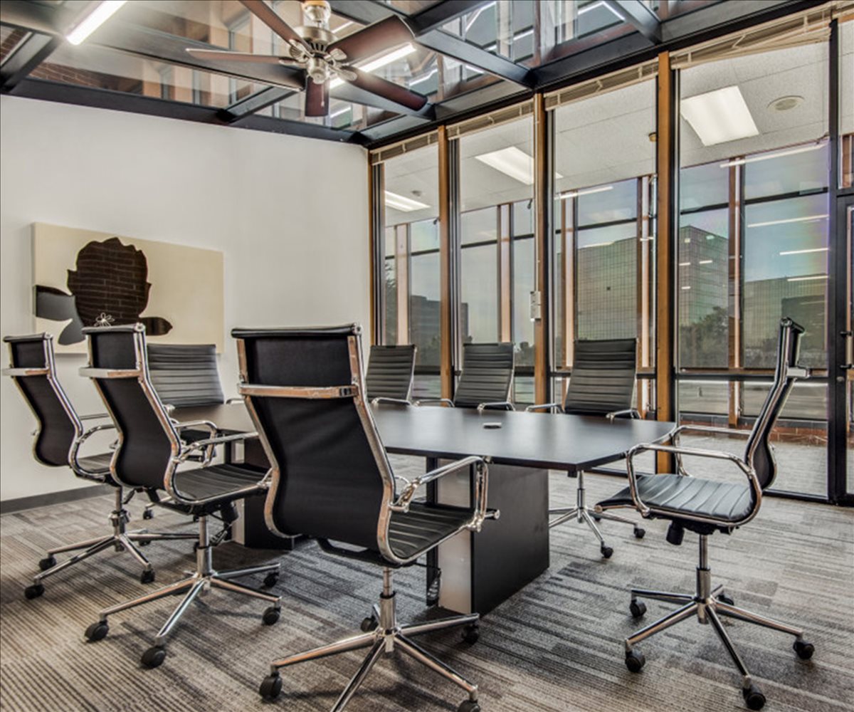 The Atrium On Elmbrook, 8204 Elmbrook Dr Office Space - Dallas