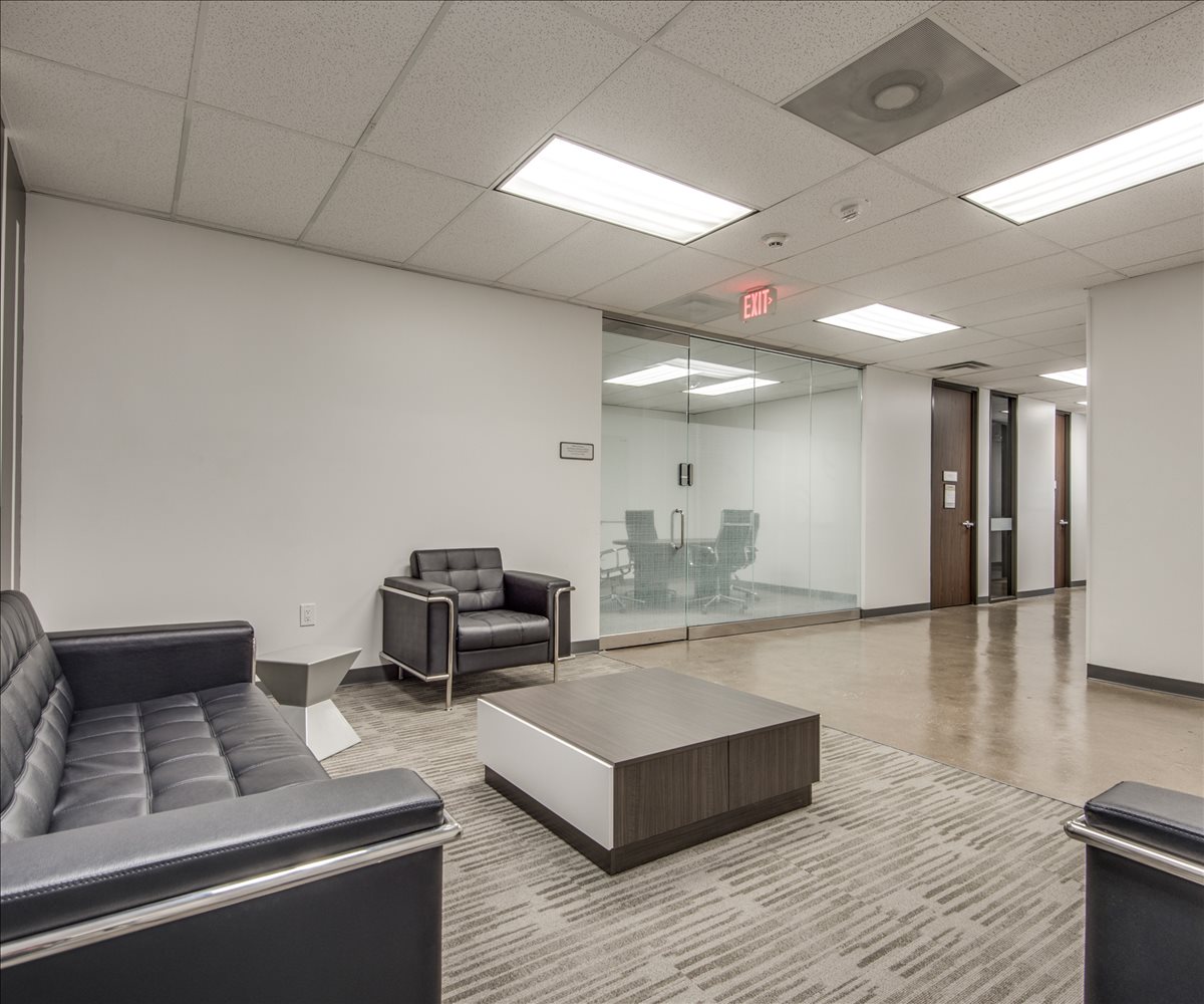 Eighty-Five Hundred Stemmons, 8500 N Stemmons Fwy Office Space - Dallas