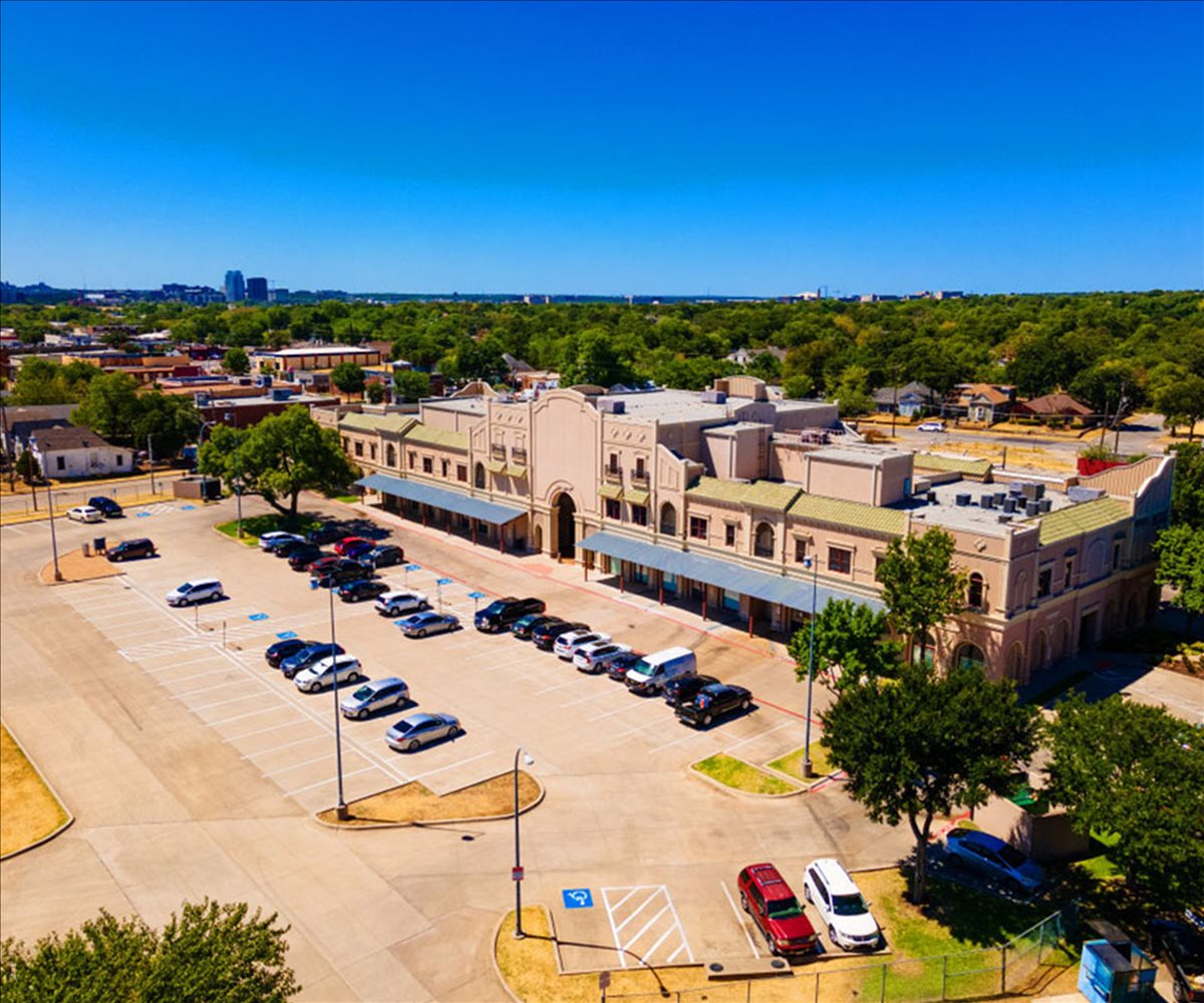 Photo of Office Space on 1500 North Main Street Fort Worth