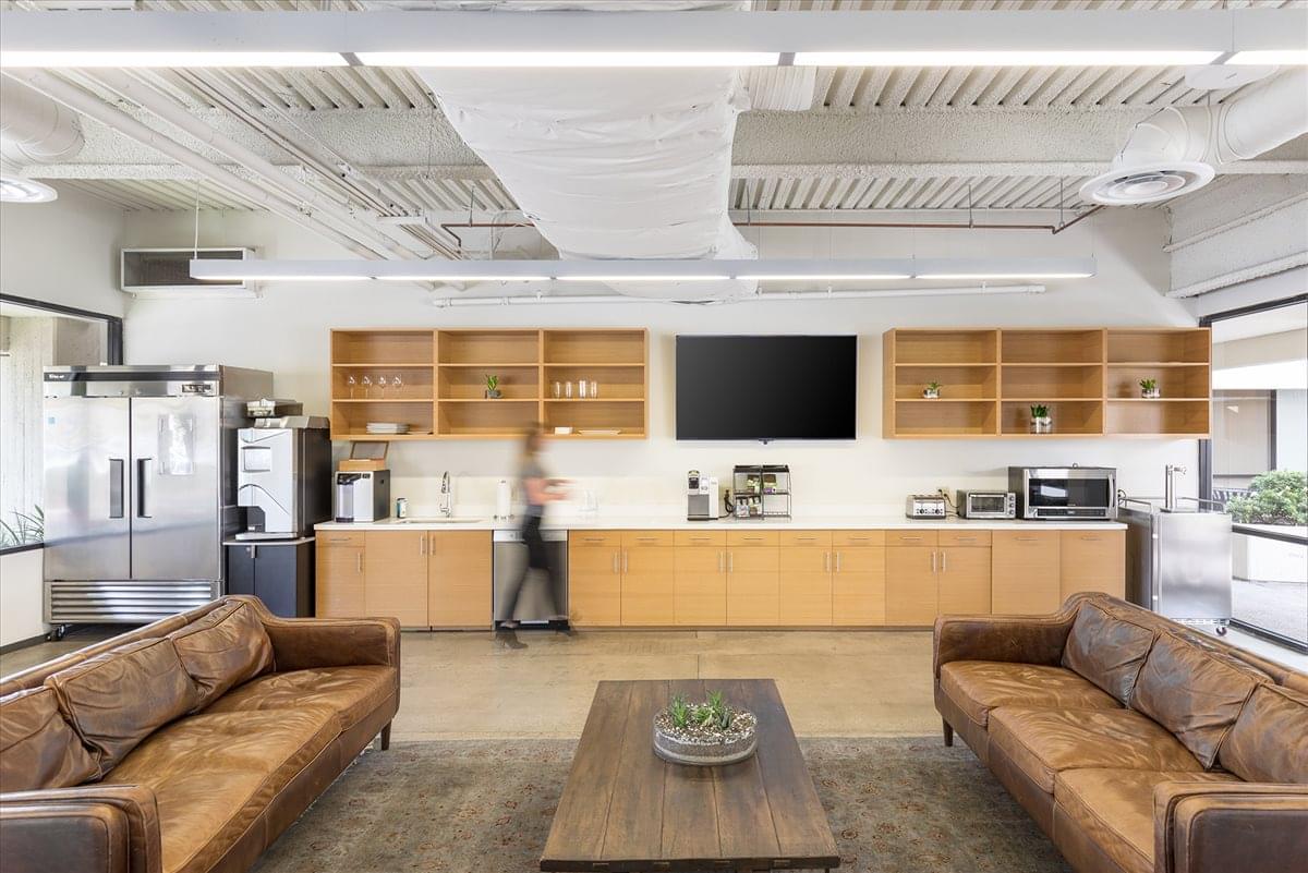 Gateway Plaza, 120 Newport Center Dr Office Space - Newport Beach