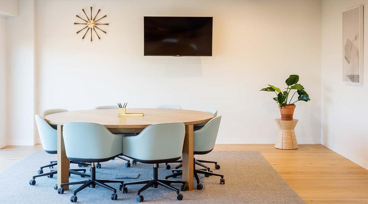 Photo of Office Space on Chase Tower, 4445 Willard Ave Chevy Chase