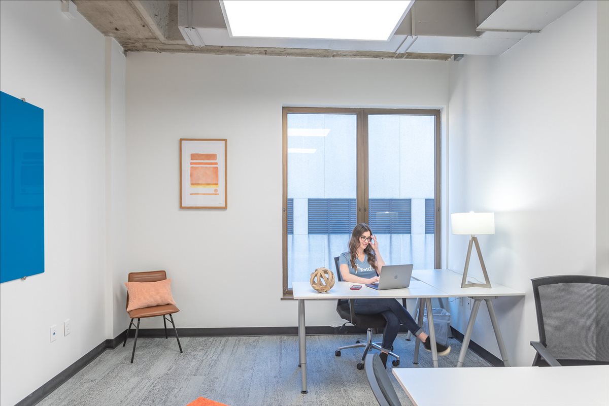 501 Union St, Downtown Office Space - Nashville