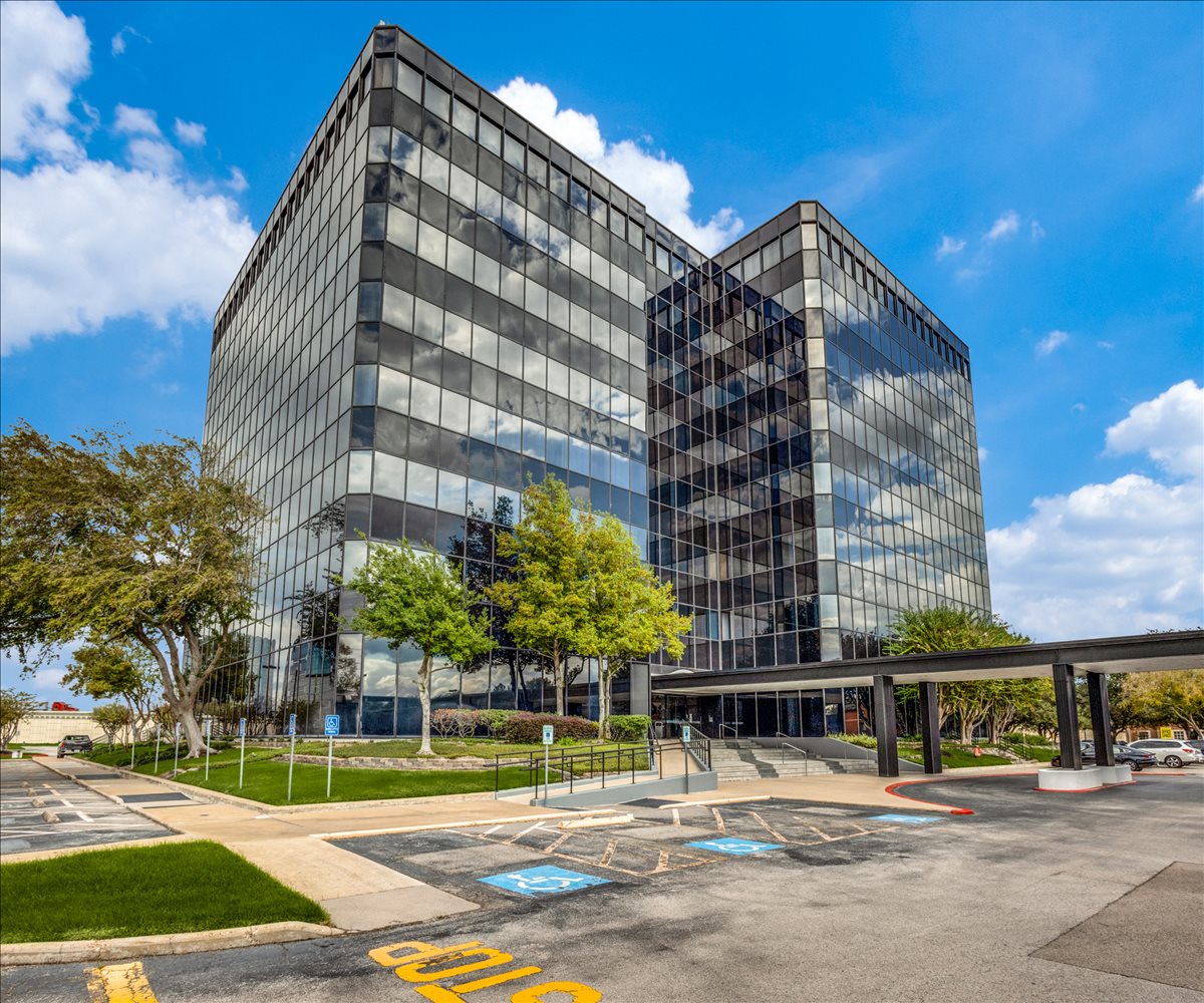 Wells Fargo Plaza Northwest, 13201 Northwest Fwy, Fairbanks / Northwest Crossing, West Side Office Space - Houston