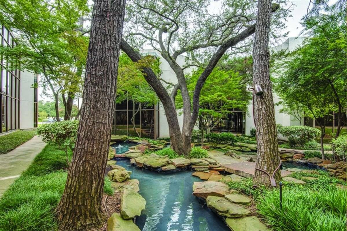 2665 Villa Creek Dr Office for Rent in Farmers Branch