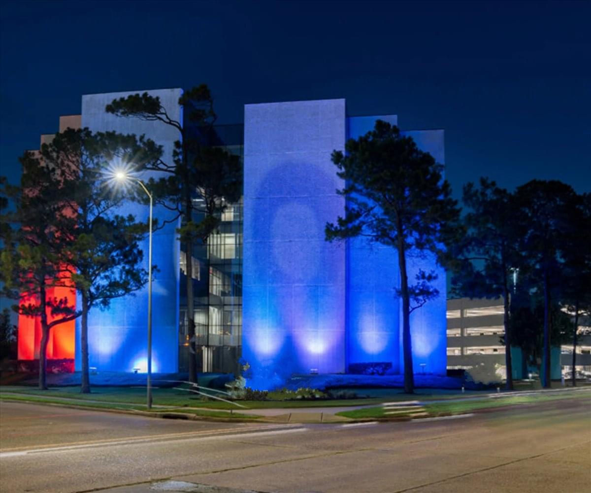 Park One On The Bayou, 2500 E T C Jester Blvd, Greater Heights Office Space - Houston