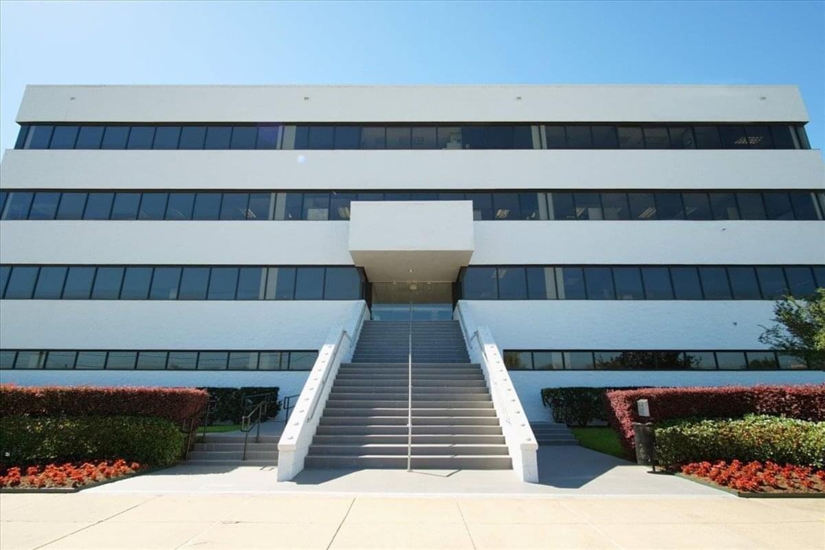 Aerospace Plaza, 2450 E NASA Pkwy, Nassau Bay Office Space - Houston