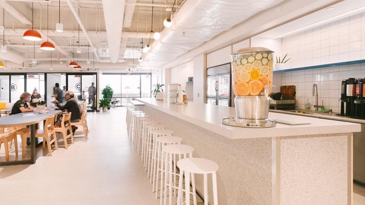 Sony Pictures Plaza, 10000 Washington Blvd, Washington Culver Office for Rent in Culver City