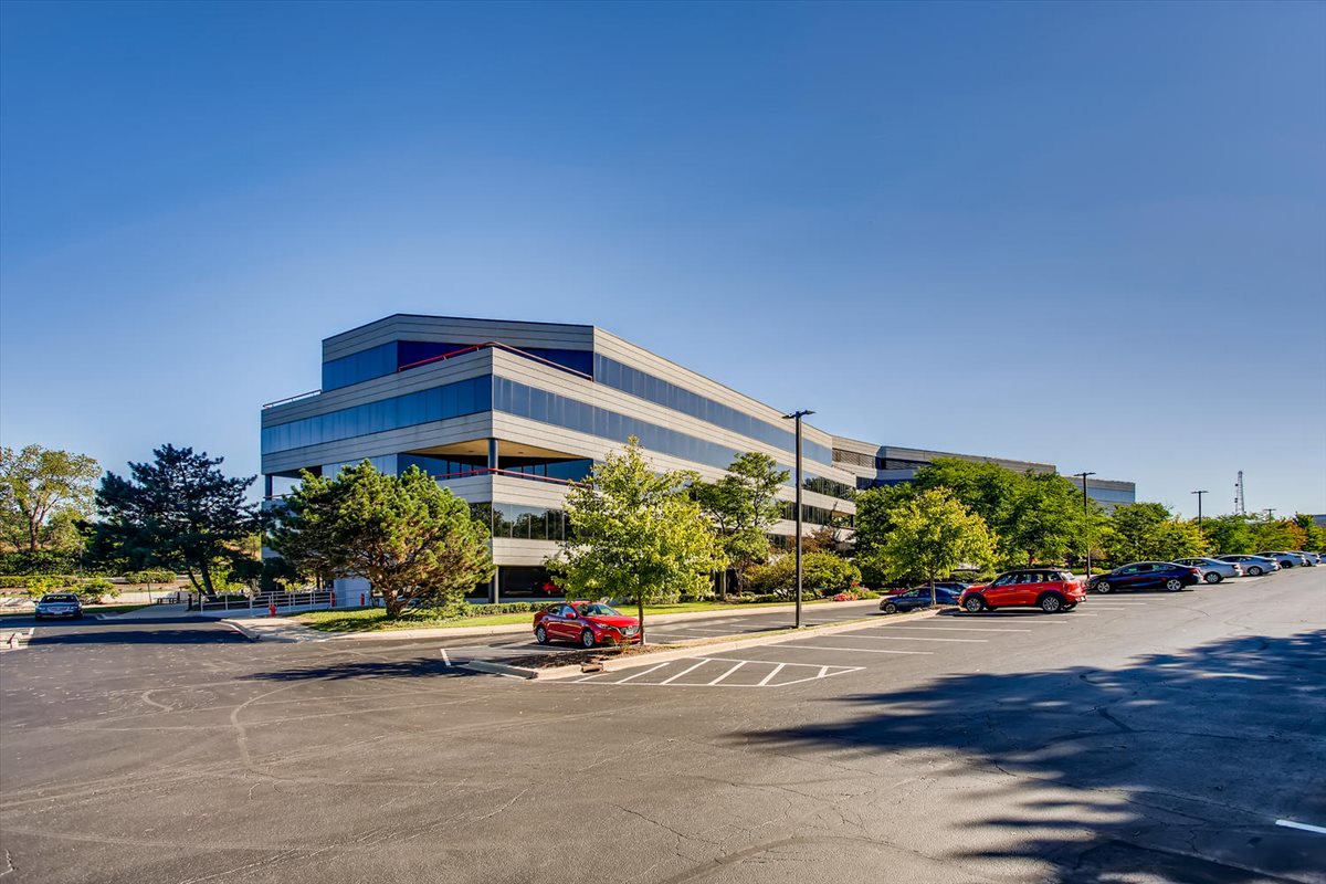 Picture of Corporetum Office Campus, 650 Warrenville Rd Office Space available in Lisle