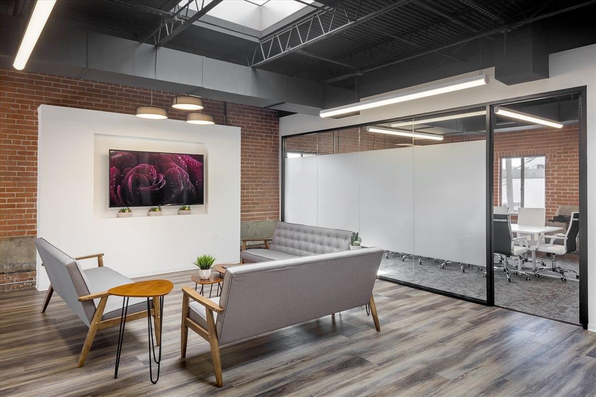 Office for Rent on 1923 Washington Ave Houston