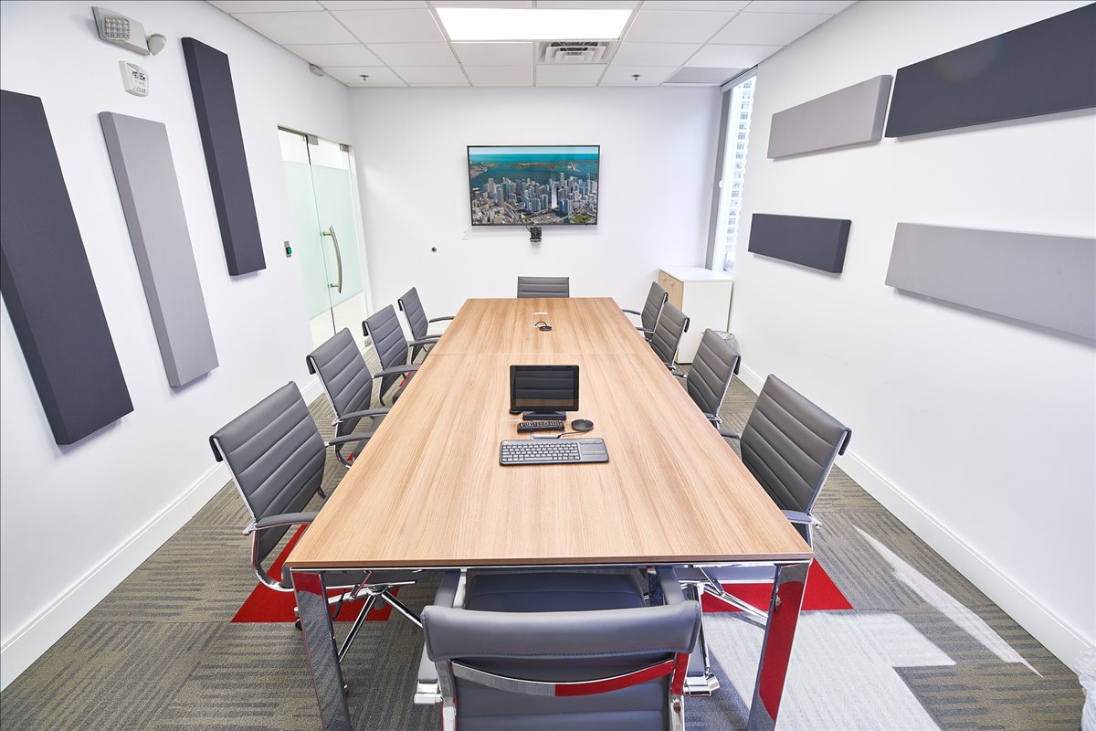 1000 Brickell Ave, 11/F Office Space - Miami