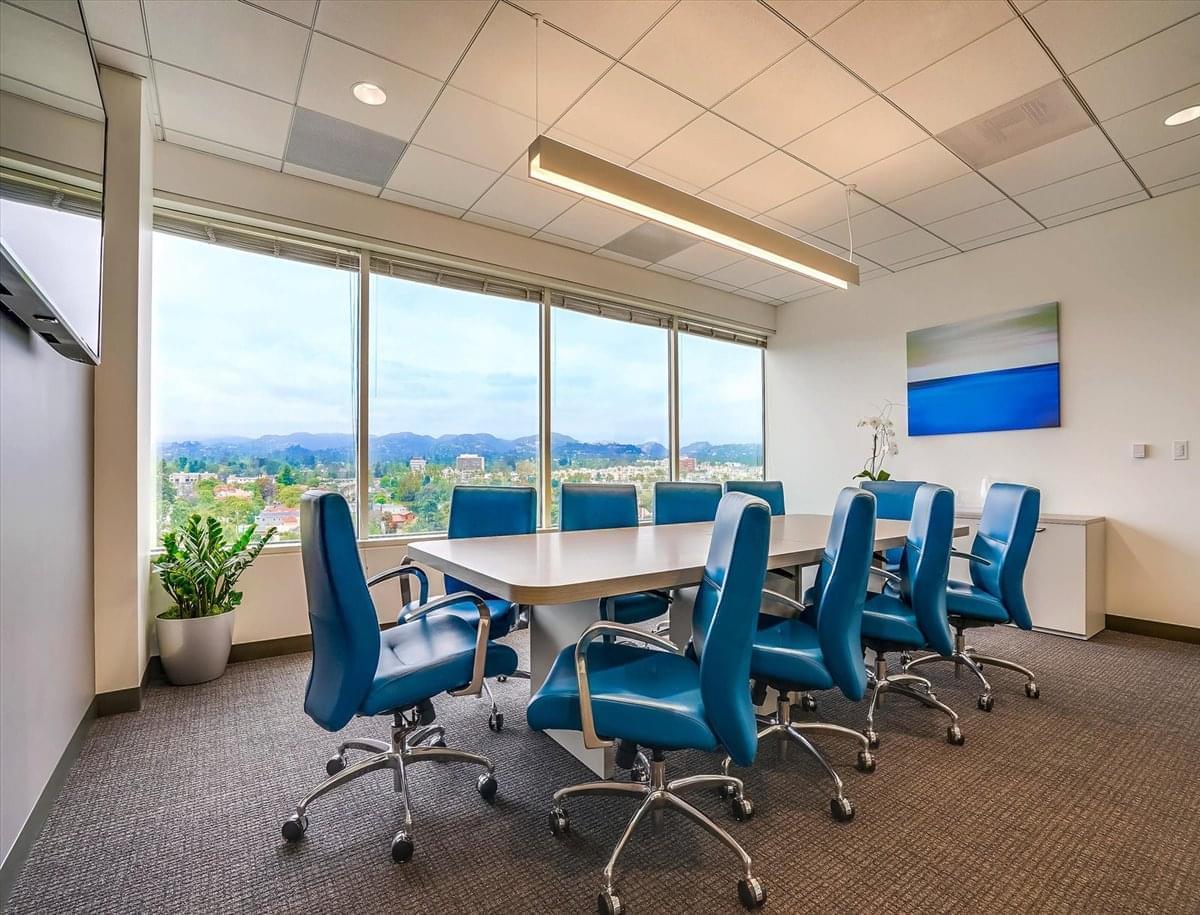 12121 Wilshire Blvd, Northeast Office for Rent in Brentwood