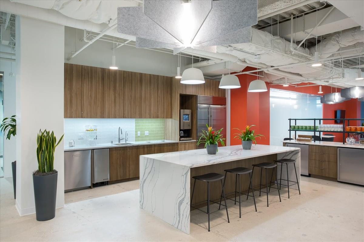 700 S Flower St, Downtown Office Space - Los Angeles