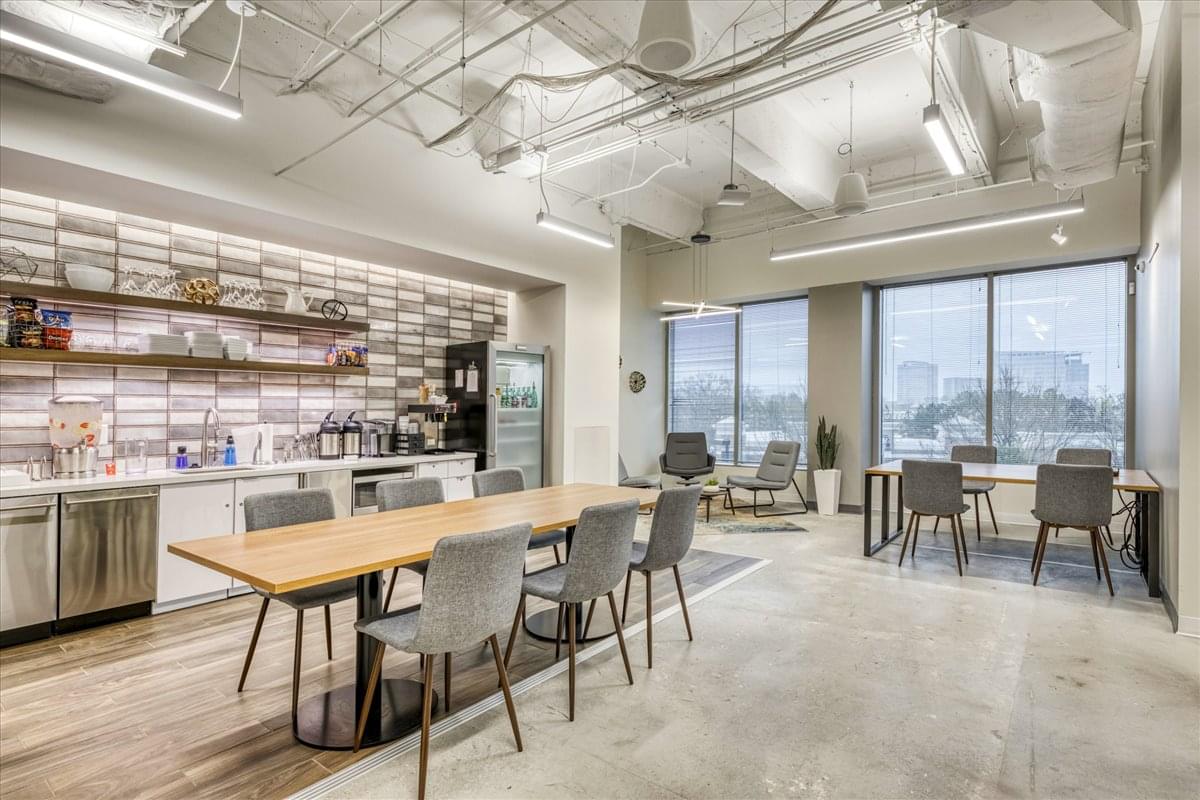 121 Perimeter Center W, Perimeter Center Office Space - Atlanta
