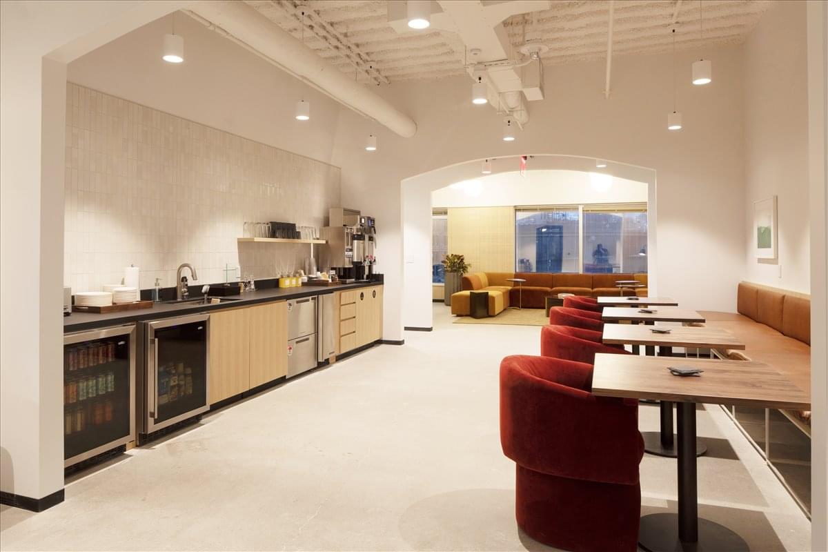 Photo of Office Space on Liberty Center, 1001 Liberty Ave, Downtown Pittsburgh