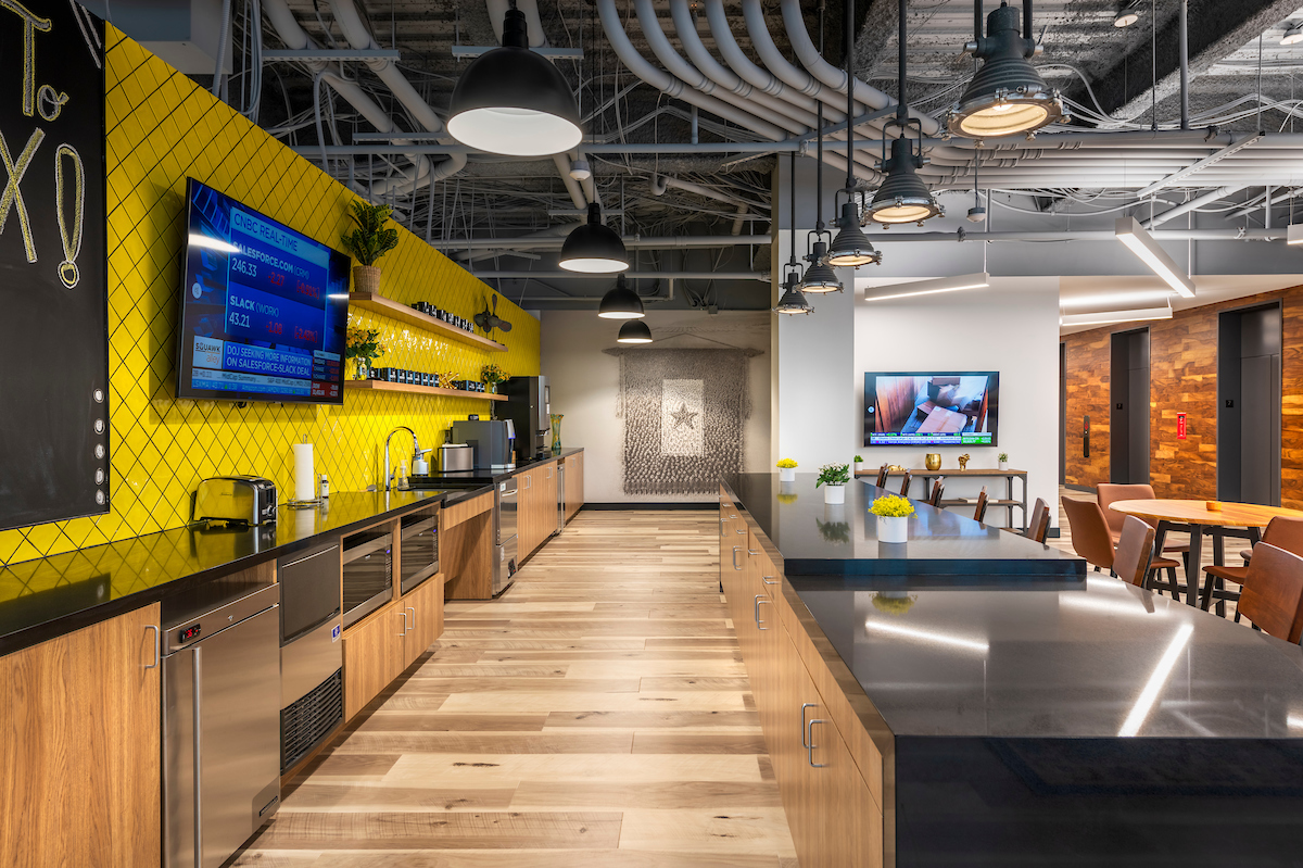 Photo of Office Space on 2300 Wilson Blvd, Arlington Arlington