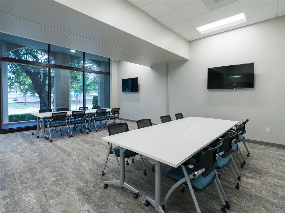 3120 Southwest Freeway Office for Rent in Houston