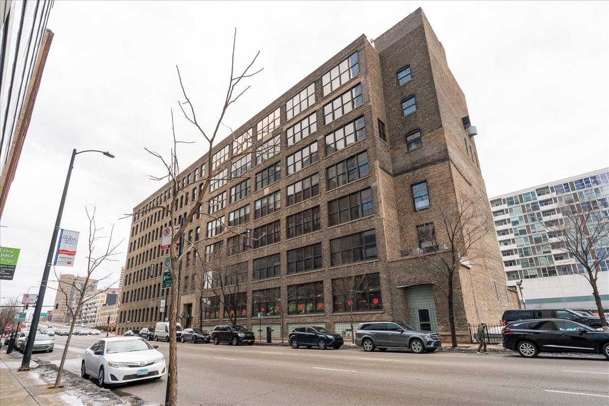 320 West Ohio Office Space - Chicago