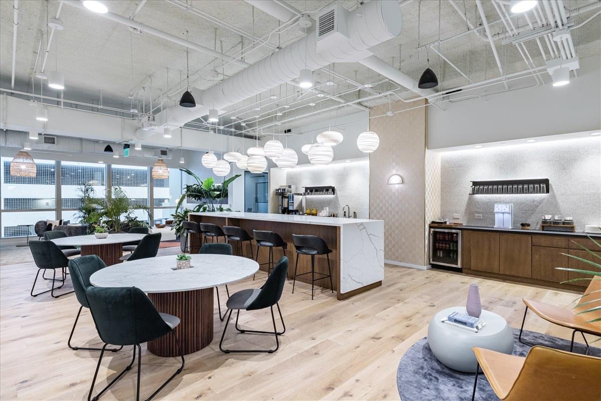 Sabadell Financial Center, 1111 Brickell Avenue, 10th Floor Office Space - Miami