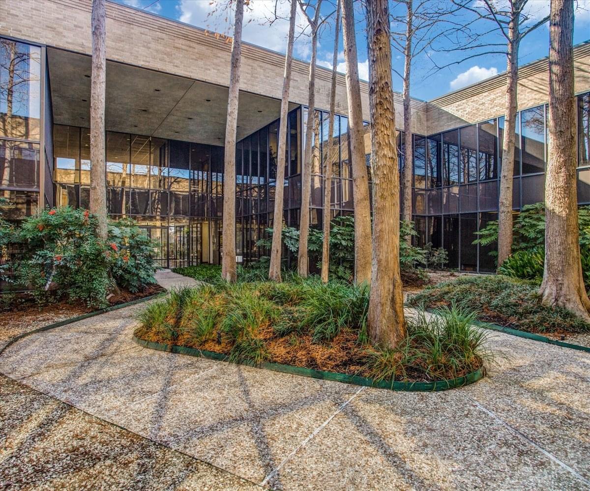 Photo of Office Space on 7100 Regency Square Blvd Houston