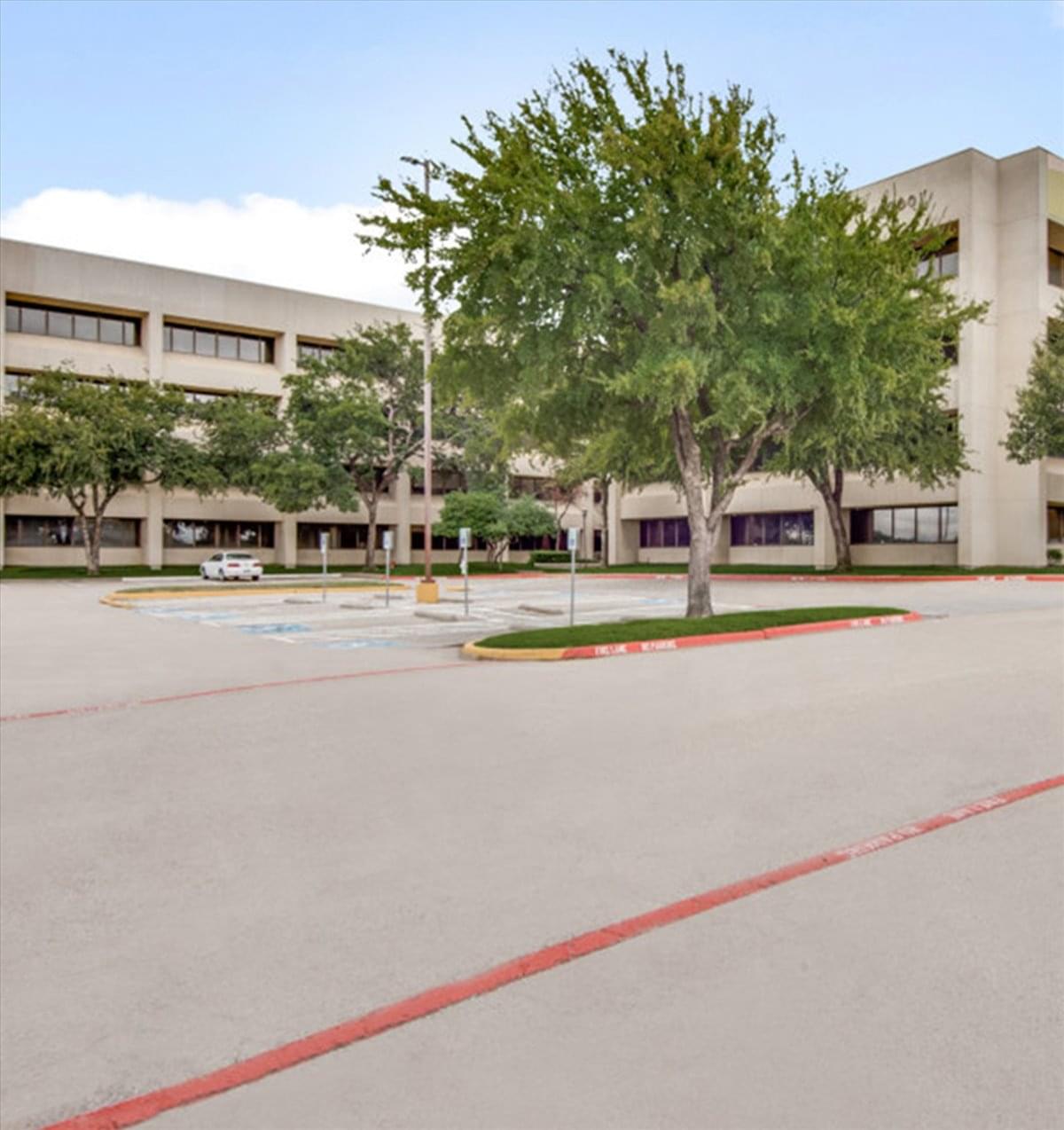 12000-12100 Ford Rd, III Metro Square Office for Rent in Dallas