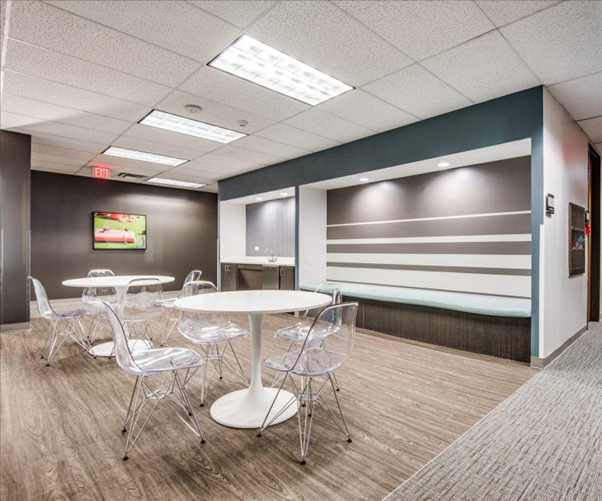 Picture of 12000-12100 Ford Rd, III Metro Square Office Space available in Dallas