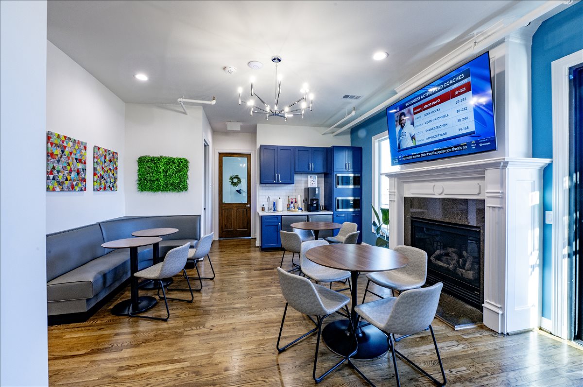 540 Heights Boulevard Office Space - Houston