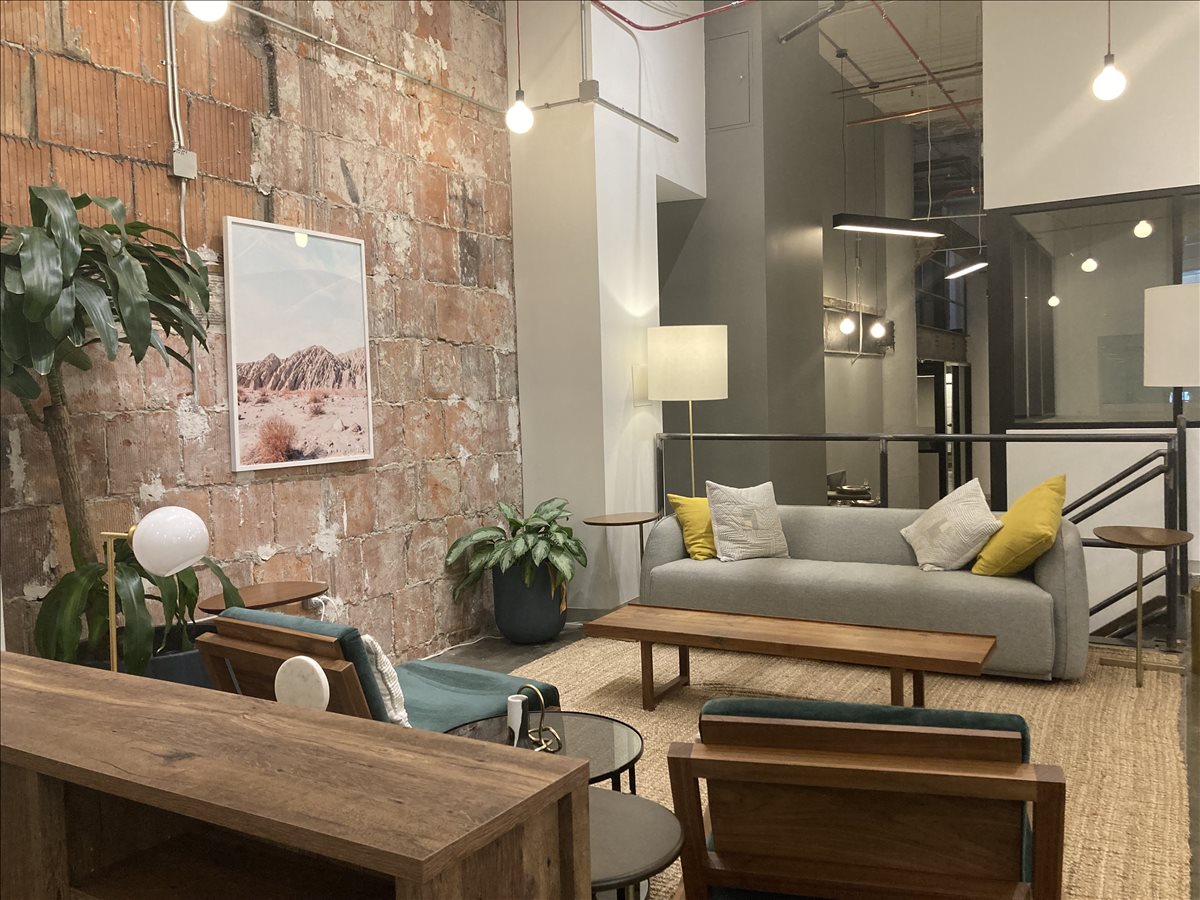 Photo of Office Space on 600 West Jackson Boulevard, Suite 100 Chicago