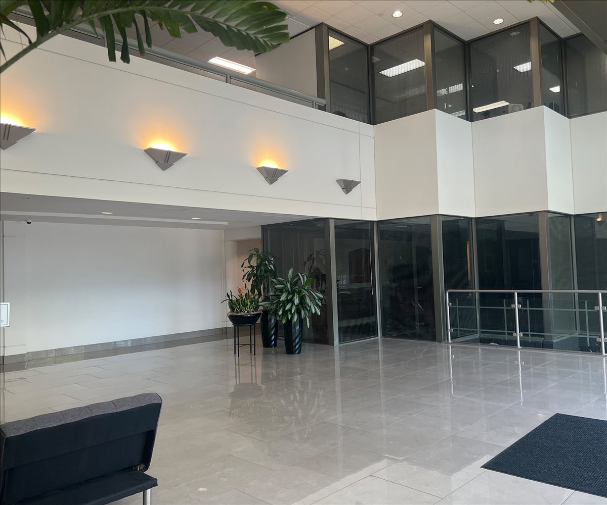 2401 Fountain View Drive Office for Rent in Houston