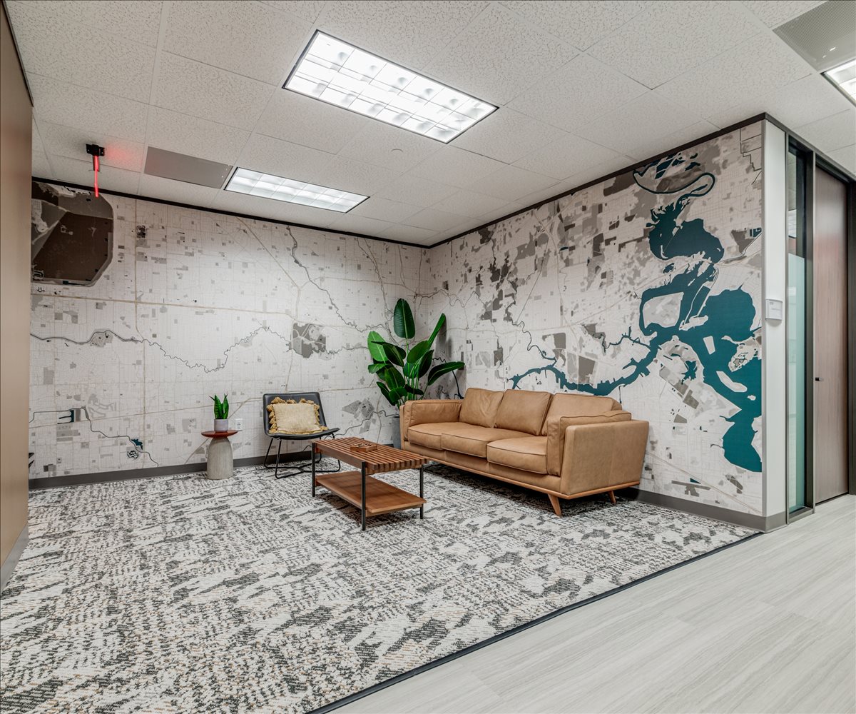 Picture of 2401 Fountain View Drive Office Space available in Houston