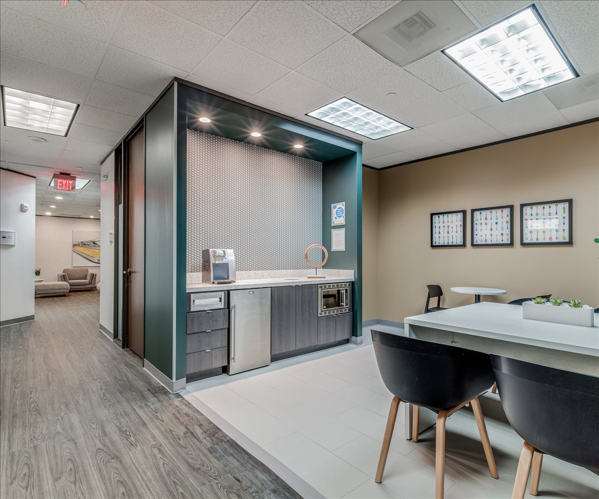 Office for Rent on 2401 Fountain View Drive Houston