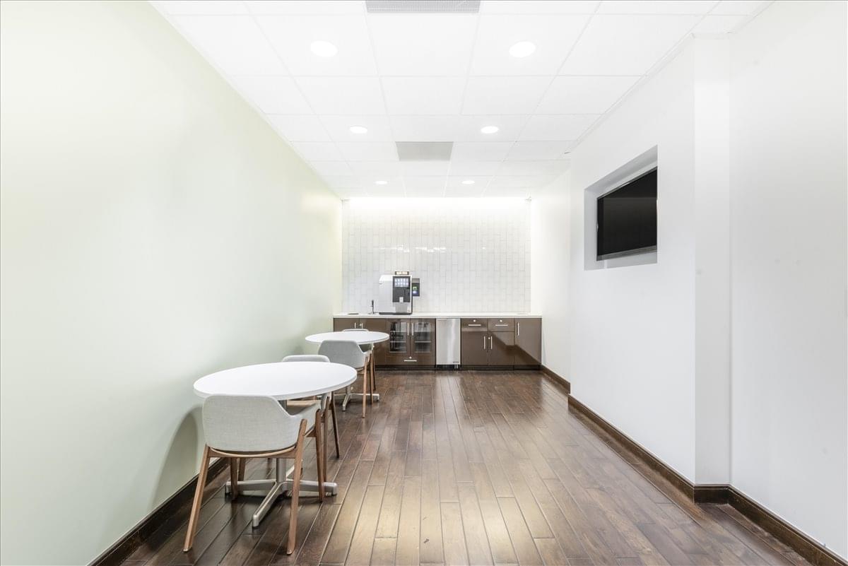 Photo of Office Space available to rent on 6303 Owensmouth Ave, Warner Center, Woodland Hills