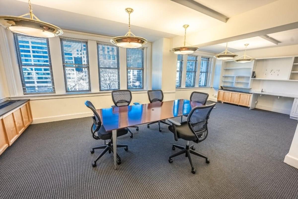 5290 Shawnee Road, Suite 200 & 201 Office Space - Alexandria