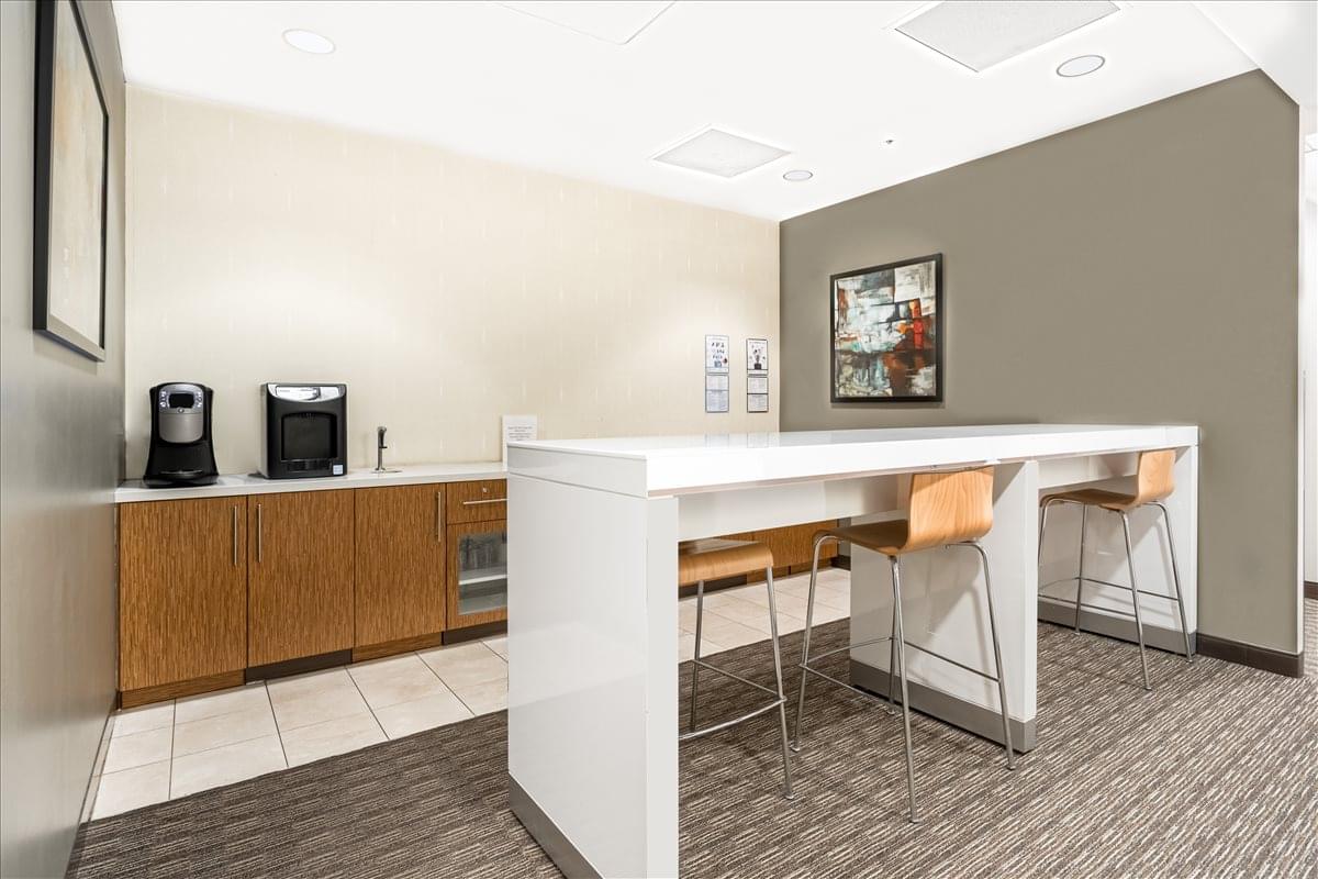 Picture of 505 Montgomery St, 10th & 11th Fl Office Space available in San Francisco