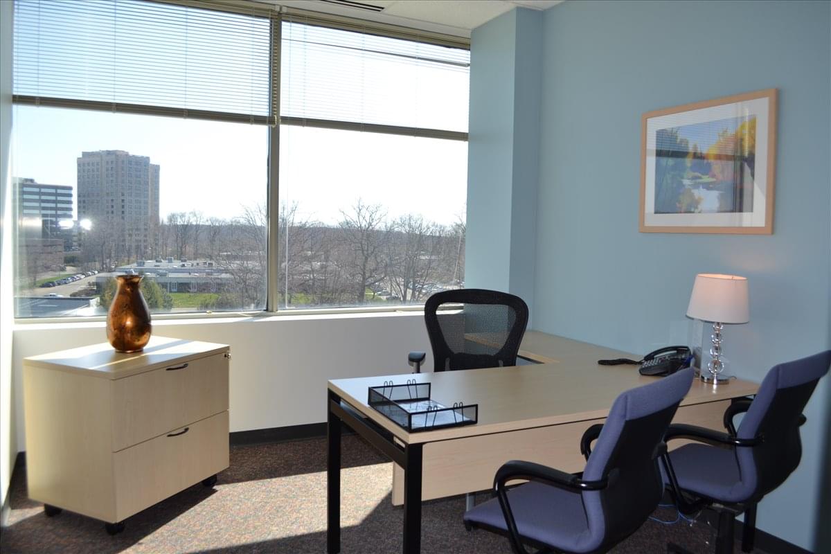 Photo of Office Space on Reservoir Corporate Center, 4 Research Dr Shelton
