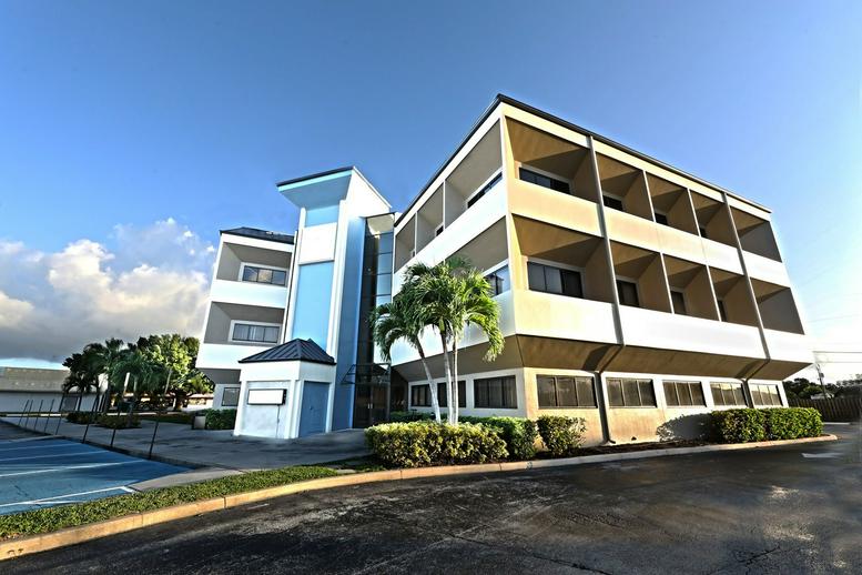 Photo of Office Space on 10570 South United States Highway 1 Stuart