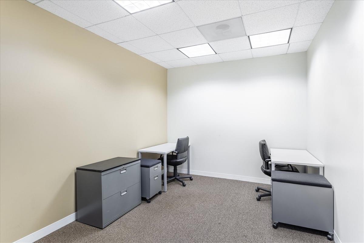 Two Pershing Square, 2300 Main St, Crown Center Office for Rent in Kansas City