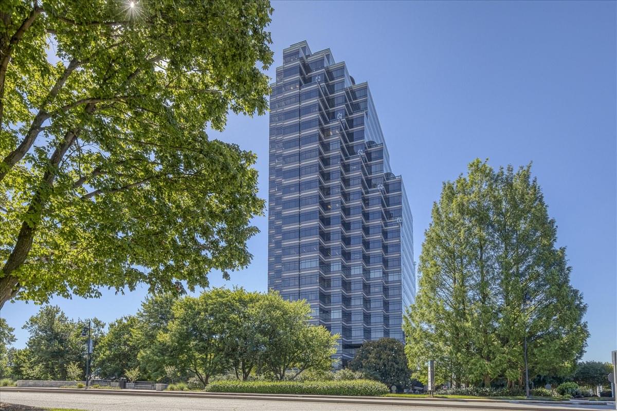 Riverwood 100, 3350 Riverwood Pkwy SE Office Space - Atlanta