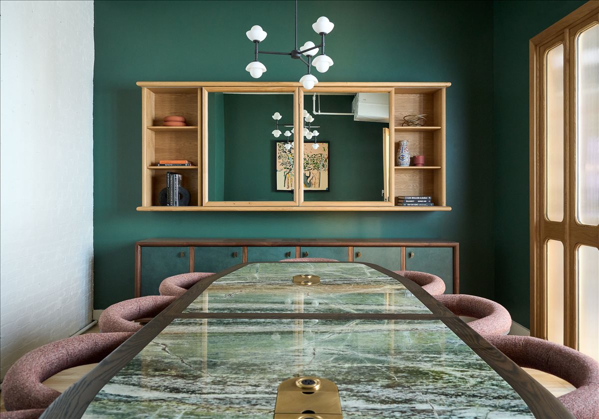 Photo of Office Space on 134 Charles Street NYC