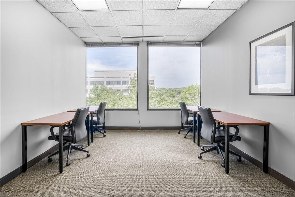 Picture of 1821 Walden Office Square Office Space available in Schaumburg
