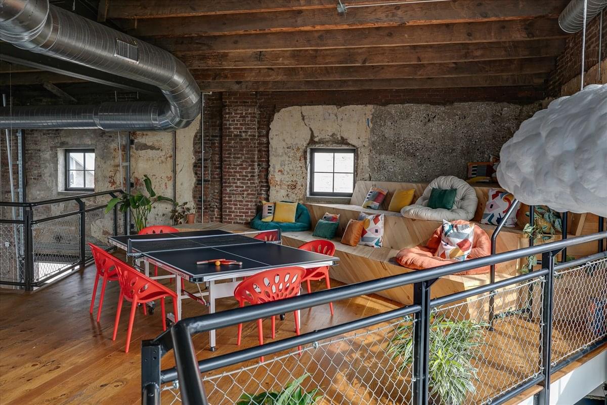1727 Snyder Avenue available for companies in Philadelphia