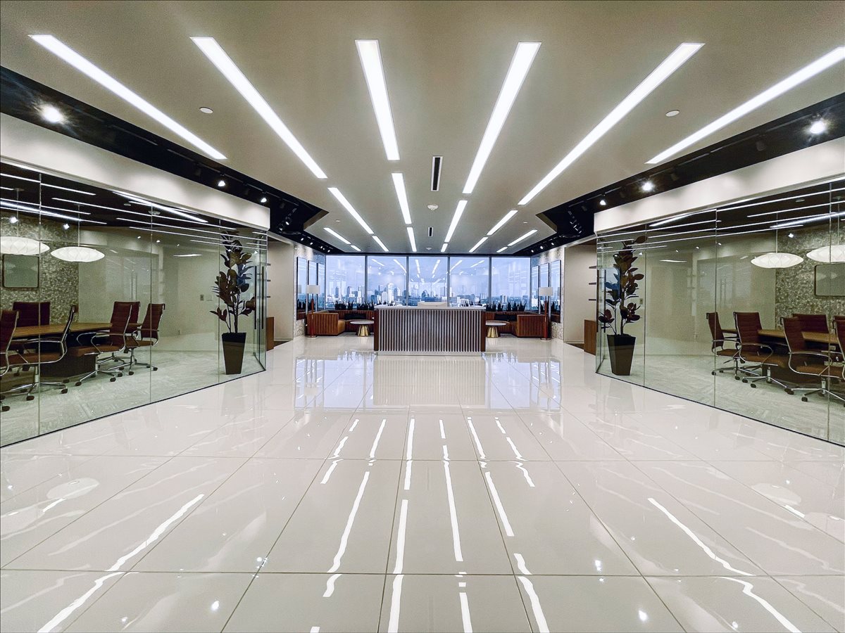 Photo of Office Space on 24 Greenway Plaza, Weslayan Tower, Suite 1800 Houston