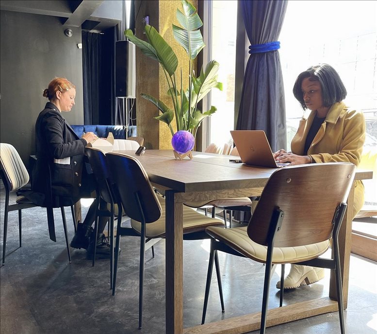 7046 Hollywood Boulevard Office Space - Los Angeles